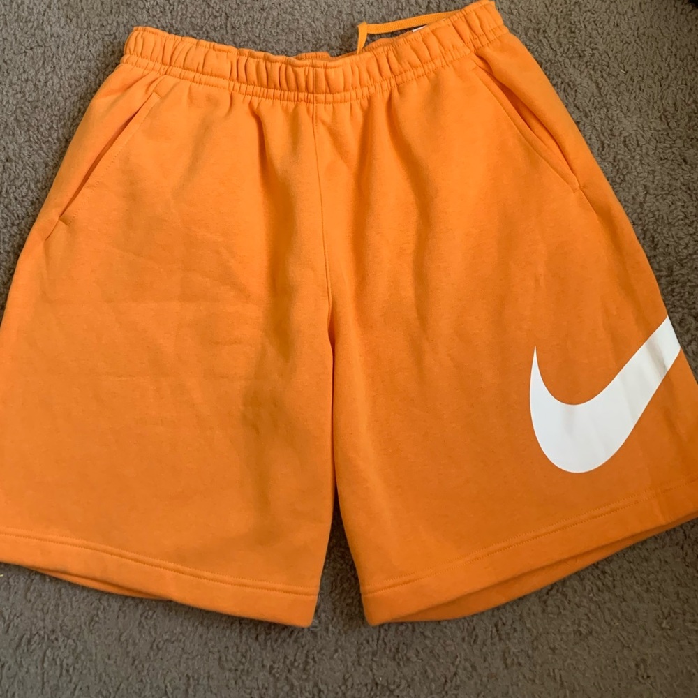 Nike shorts sportswear-club big swoosh graphic logo orange (Orange) Brand new